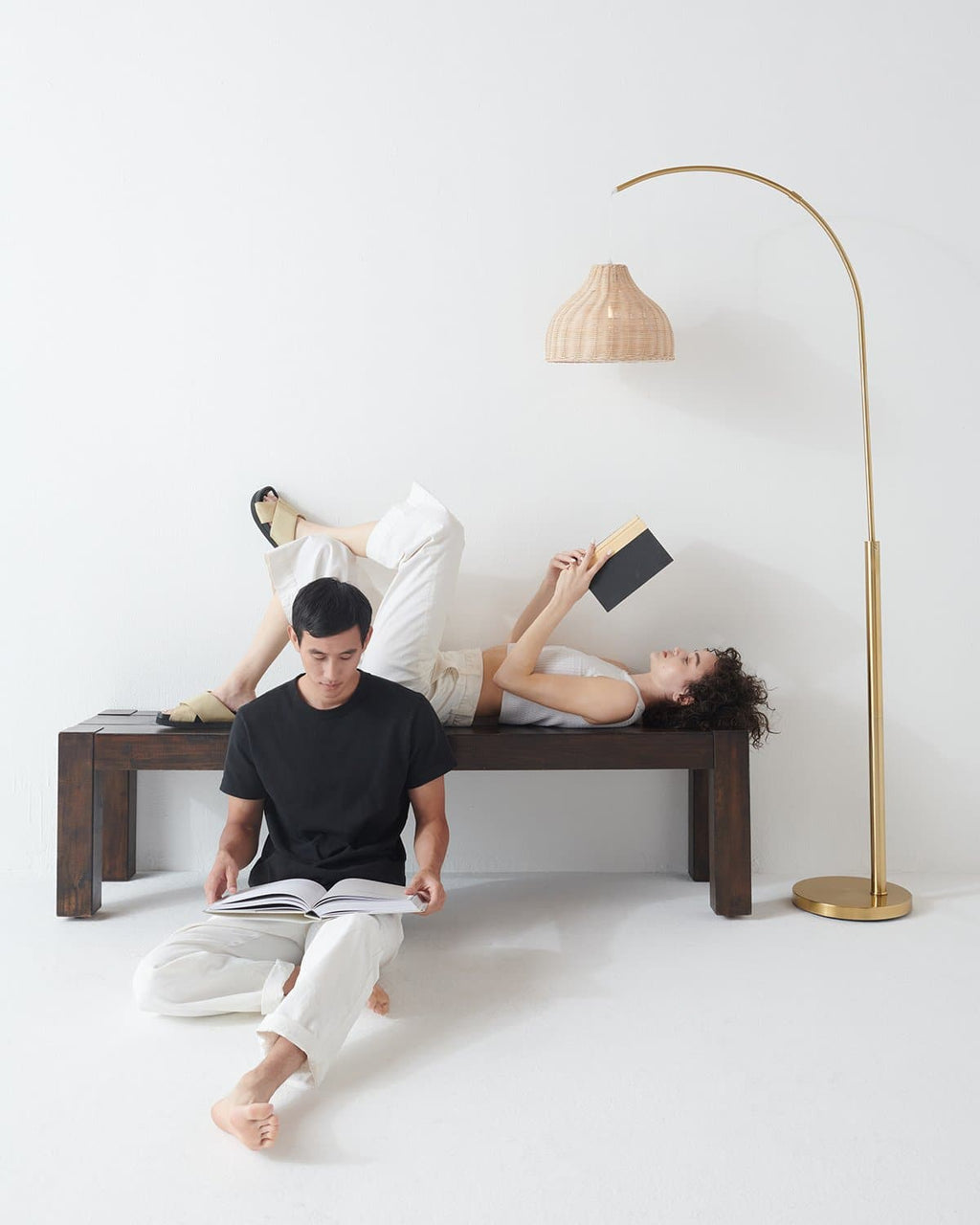Lark Floor Lamp - Smart Ambient Lighting Comfort (Floor Lamp, Living Room Light, Modern Stand Light)
