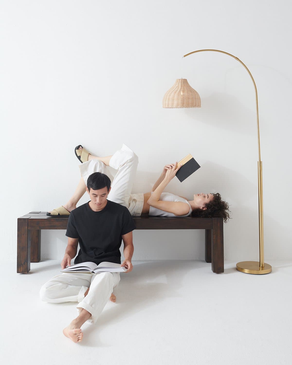 Lark Floor Lamp - Smart Ambient Lighting Comfort (Floor Lamp, Living Room Light, Modern Stand Light)