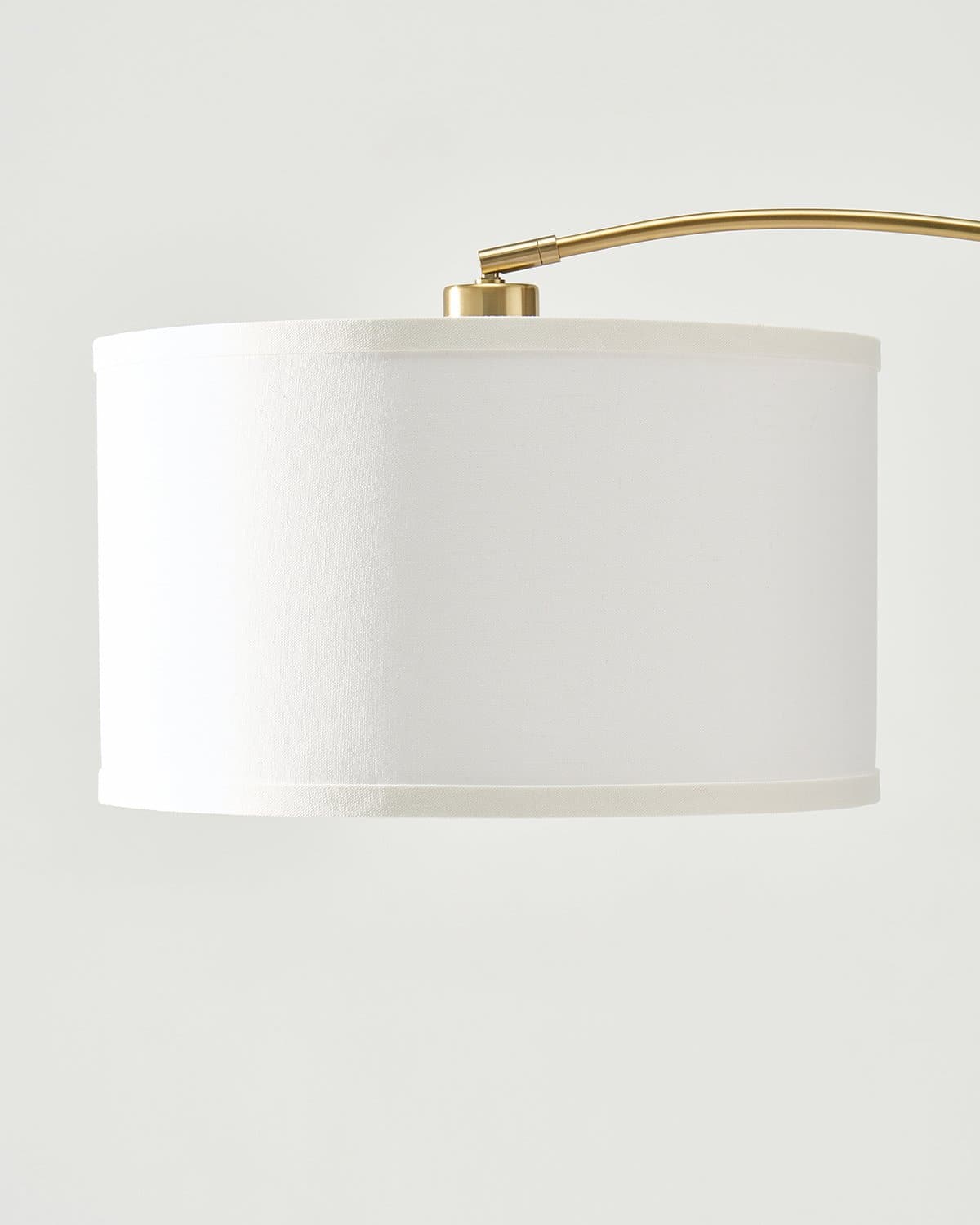 Logan Floor Lamp - Smart Ambient Lighting Comfort (Floor Lamp, Living Room Light, Modern Stand Light)