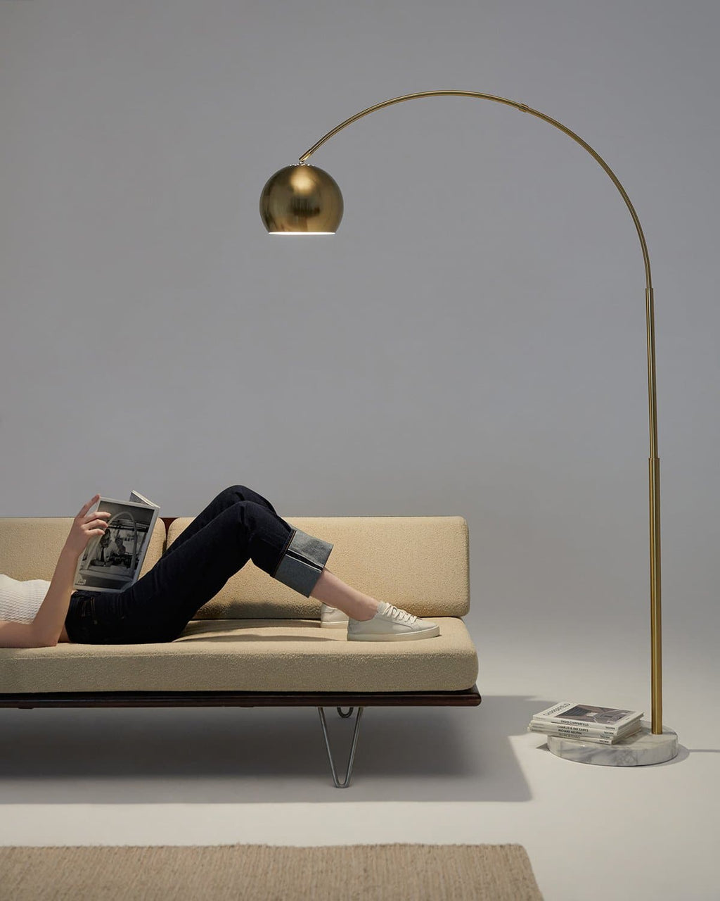 Olivia Floor Lamp - Smart Ambient Lighting Comfort (Floor Lamp, Living Room Light, Modern Stand Light)
