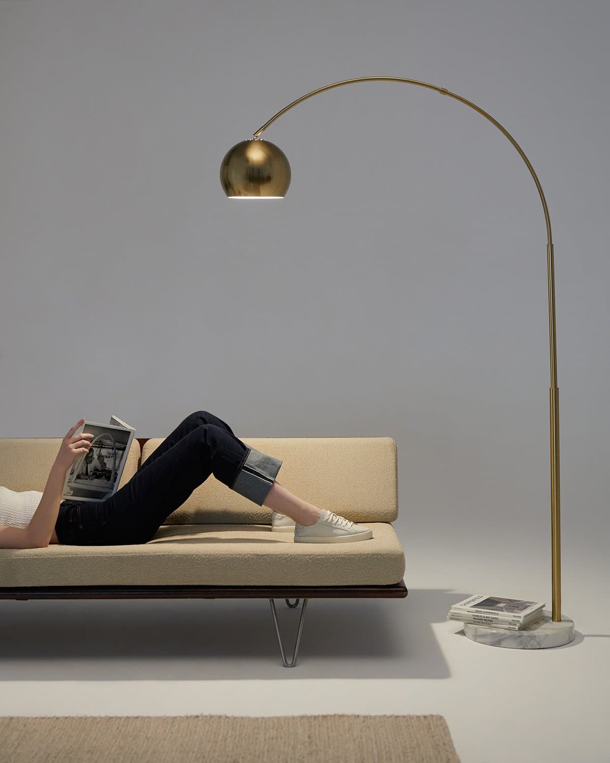 Olivia Floor Lamp - Smart Ambient Lighting Comfort (Floor Lamp, Living Room Light, Modern Stand Light)
