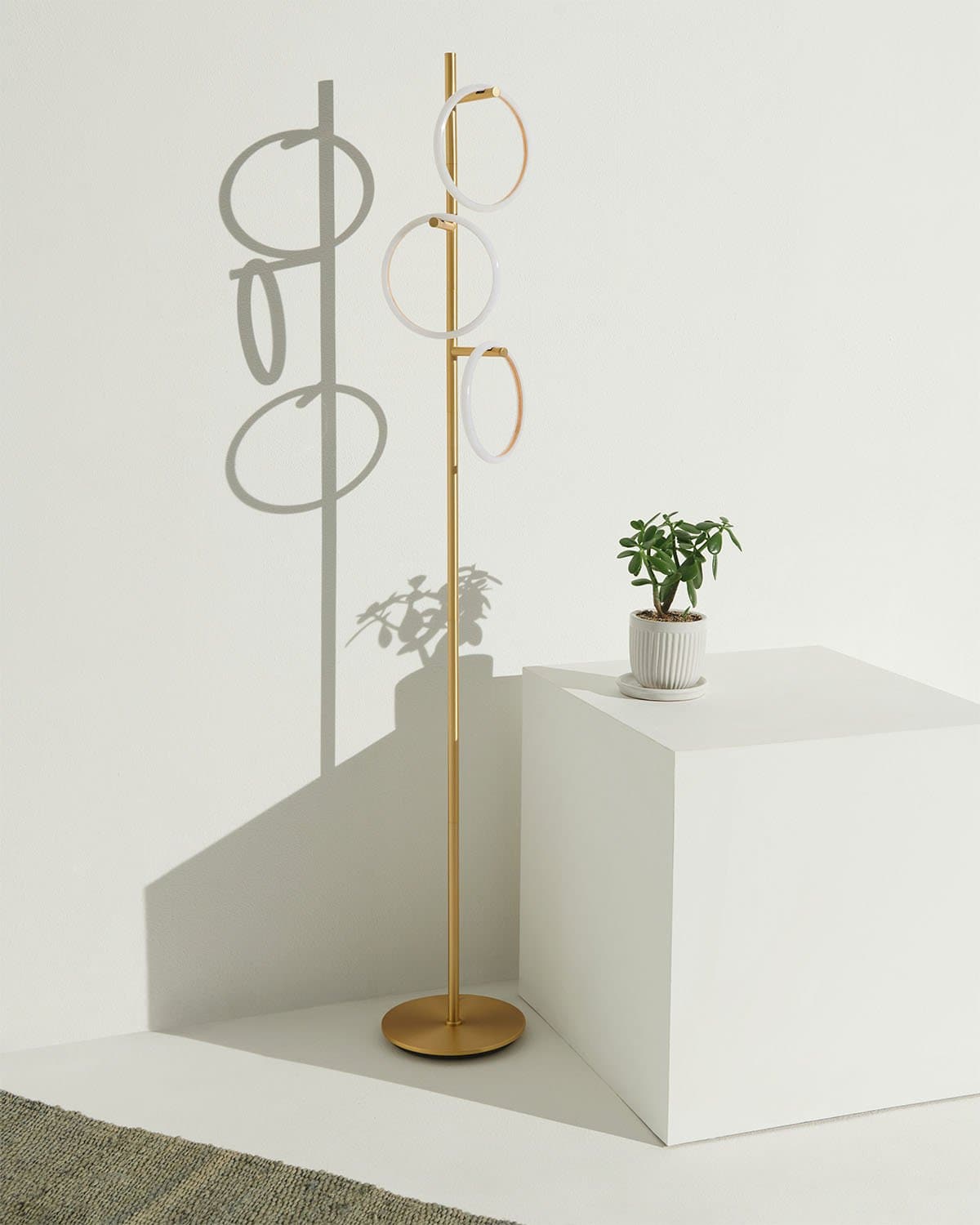 Saturn Floor Lamp - Smart Ambient Lighting Comfort (Floor Lamp, Living Room Light, Modern Stand Light)