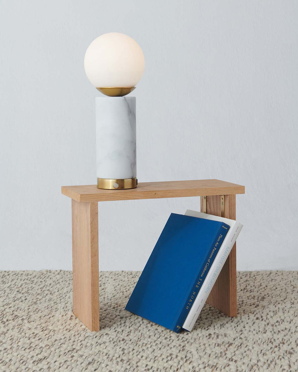 Aspen USB Table Lamp - Smart Ambient Lighting Comfort (Table Lamp, Indoor Lighting, Modern Desk Light)