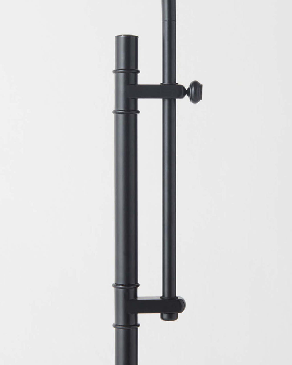 Leo Floor Lamp - Smart Ambient Lighting Comfort (Floor Lamp, Living Room Light, Modern Stand Light)