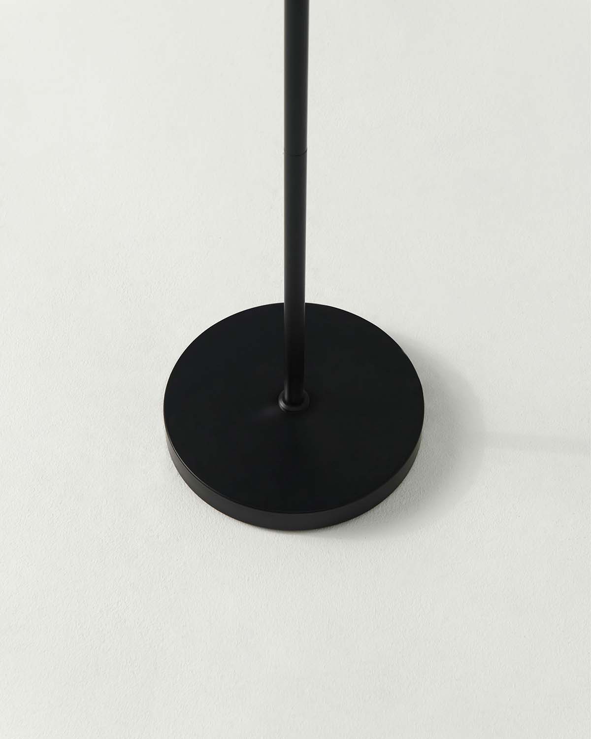 Swoop Floor Lamp - Smart Ambient Lighting Comfort (Floor Lamp, Living Room Light, Modern Stand Light)