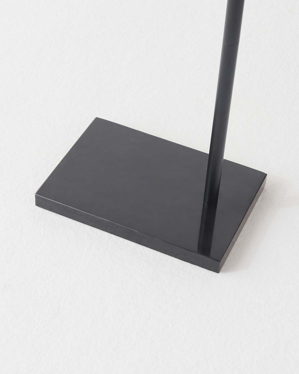 Leo Floor Lamp - Smart Ambient Lighting Comfort (Floor Lamp, Living Room Light, Modern Stand Light)