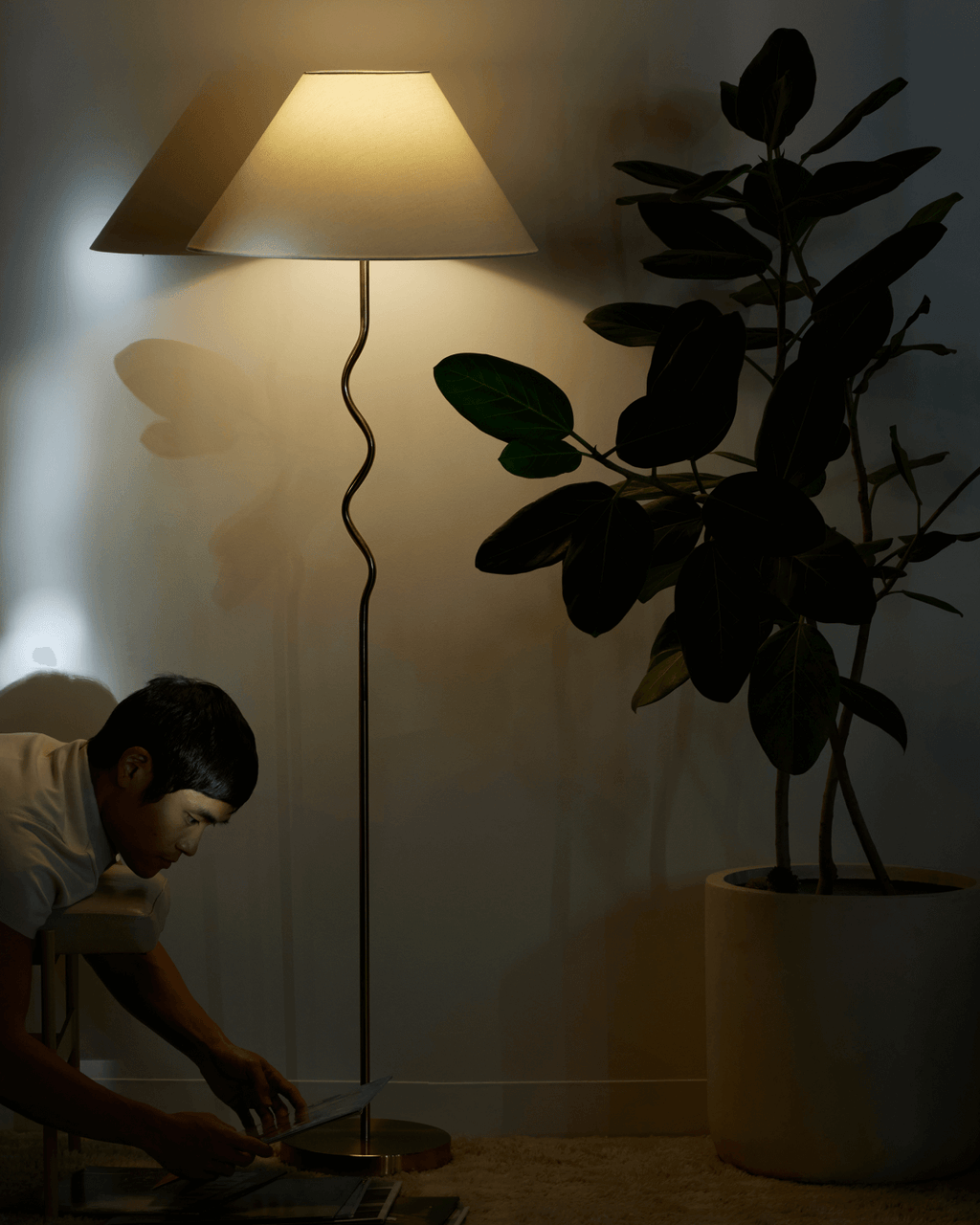 Squiggle Floor Lamp - Smart Ambient Lighting Comfort (Floor Lamp, Living Room Light, Modern Stand Light)