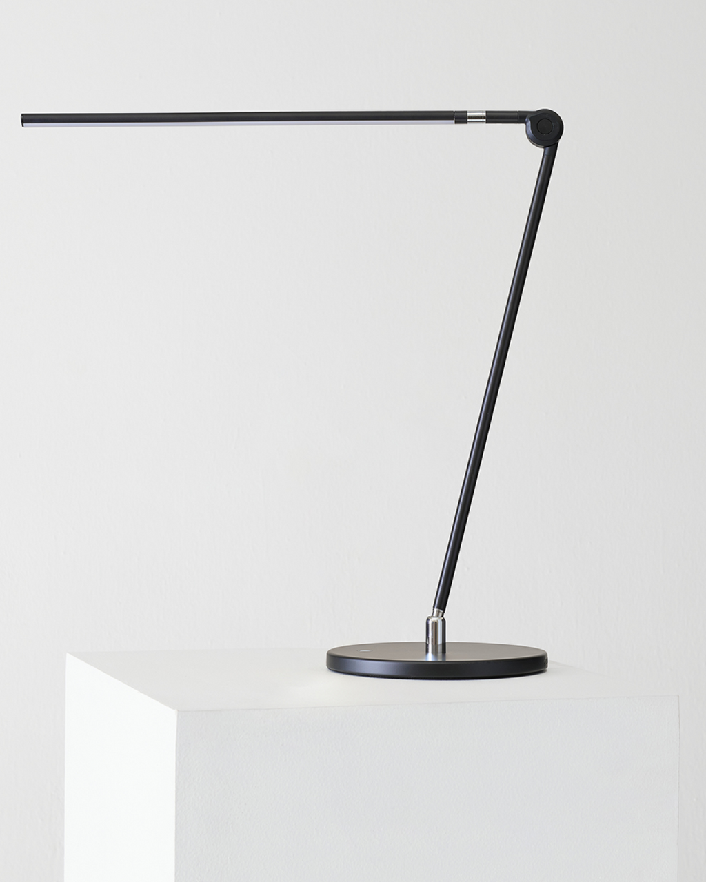 Libra Table Lamp - Smart Ambient Lighting Comfort (Table Lamp, Indoor Lighting, Modern Desk Light)