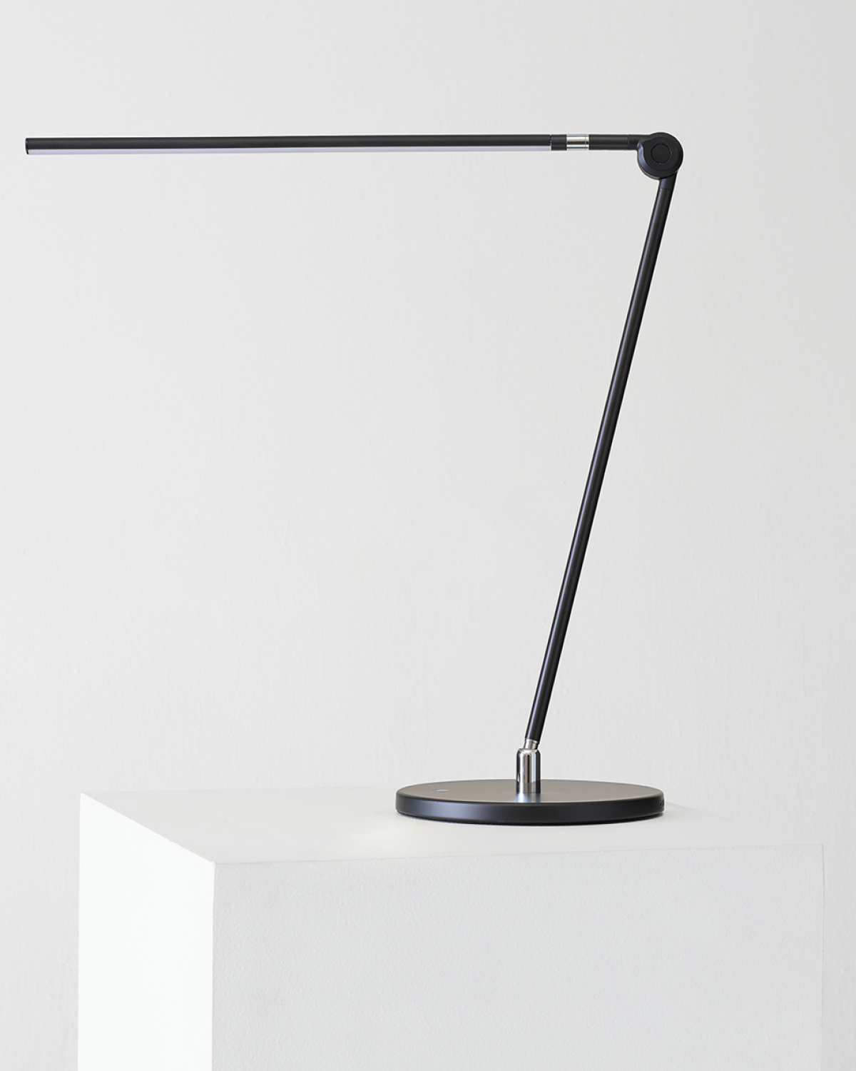 Libra Table Lamp - Smart Ambient Lighting Comfort (Table Lamp, Indoor Lighting, Modern Desk Light)