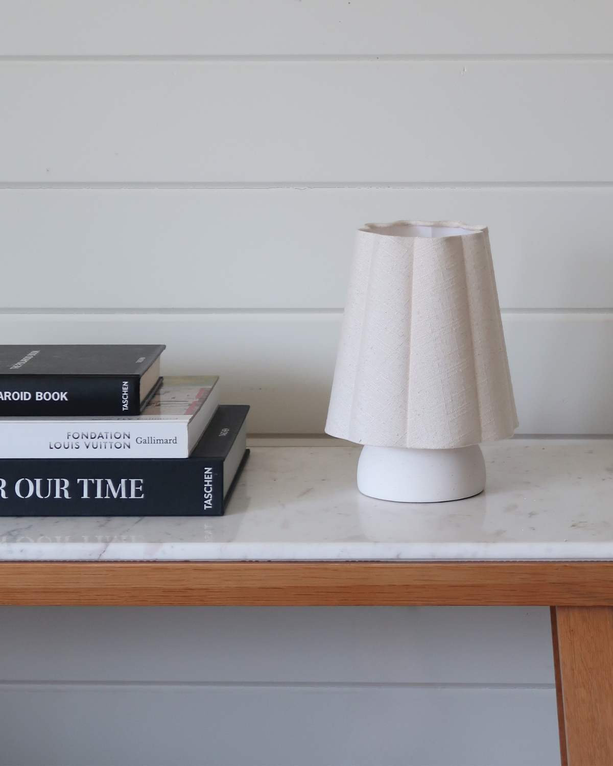 Kylie Table Lamp - Smart Ambient Lighting Comfort (Table Lamp, Indoor Lighting, Modern Desk Light)
