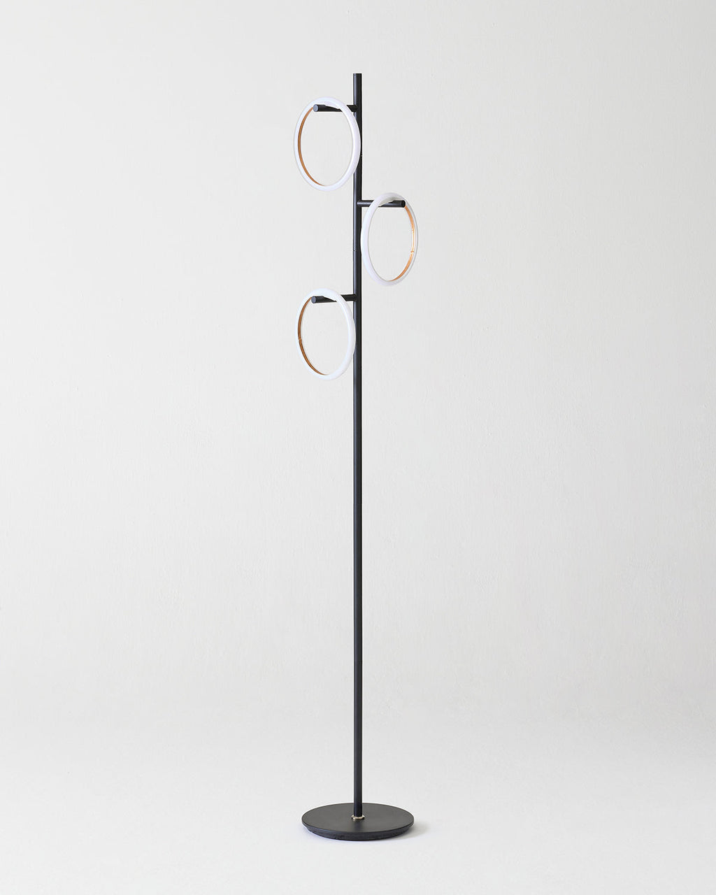Saturn RGB Floor Lamp - Smart Ambient Lighting Comfort (Floor Lamp, Living Room Light, Modern Stand Light)