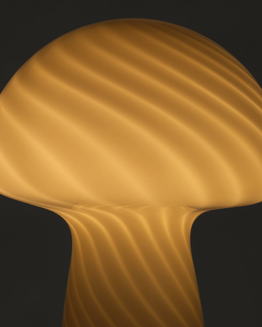 Mushroom Table Lamp - Smart Ambient Lighting Comfort (Table Lamp, Indoor Lighting, Modern Desk Light)
