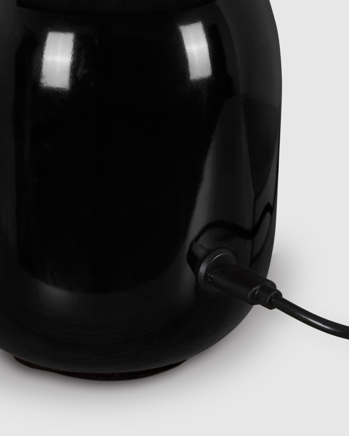 Ren Portable Lamp - Smart Ambient Lighting Comfort (Table Lamp, Indoor Lighting, Modern Desk Light)