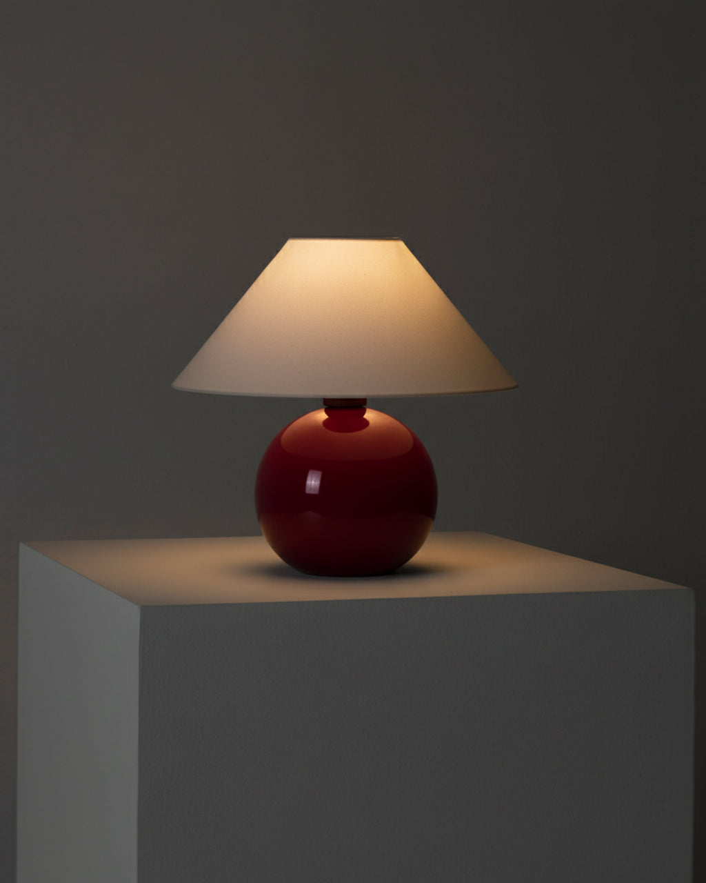 Fiona Table Lamp - Smart Ambient Lighting Comfort (Table Lamp, Indoor Lighting, Modern Desk Light)