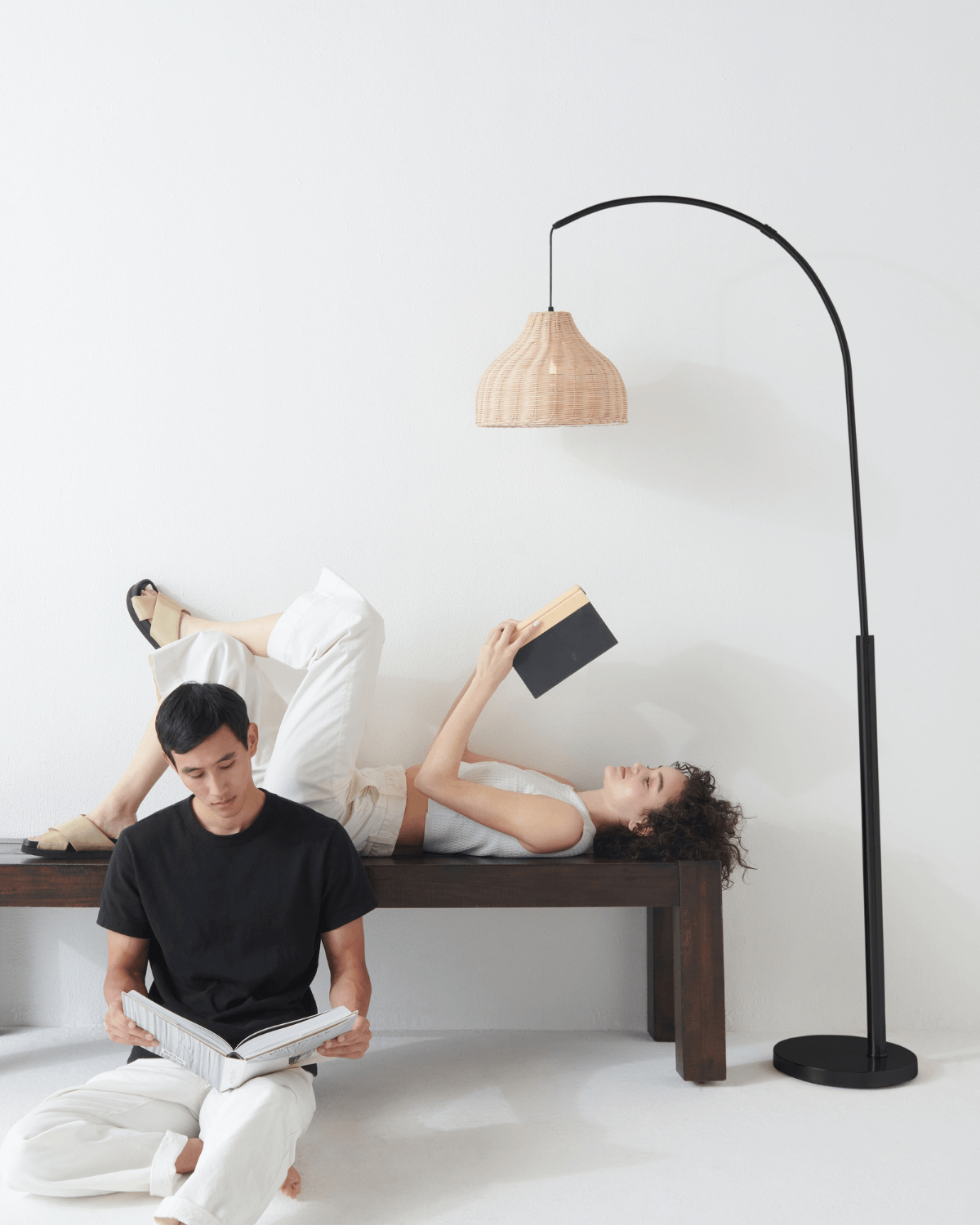 Lark Floor Lamp - Smart Ambient Lighting Comfort (Floor Lamp, Living Room Light, Modern Stand Light)