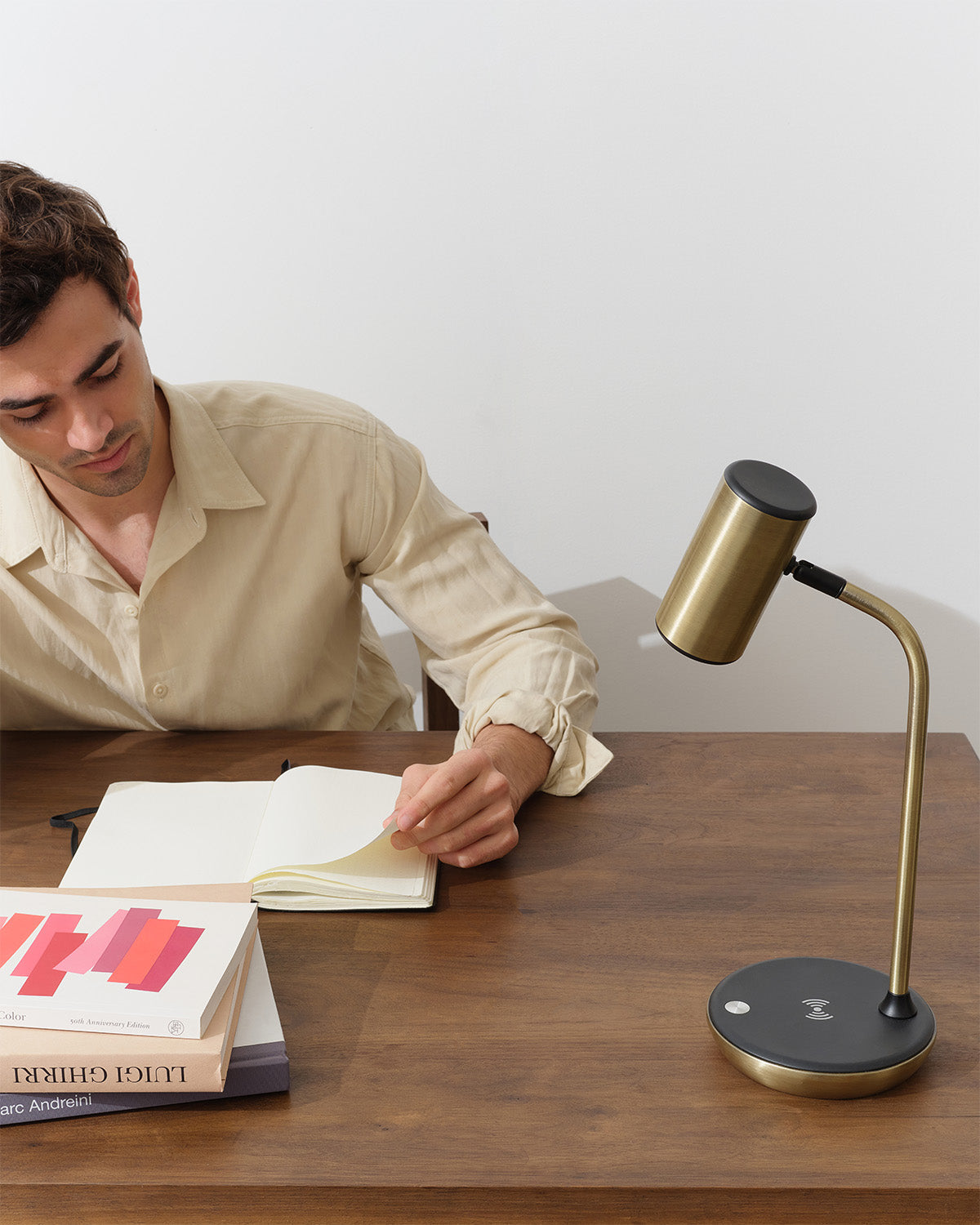 Ezra Table Lamp - Smart Ambient Lighting Comfort (Table Lamp, Indoor Lighting, Modern Desk Light)