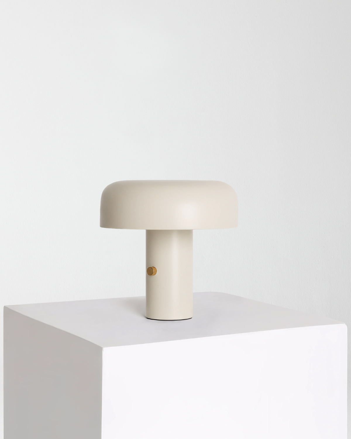 Anita Table Lamp - Smart Ambient Lighting Comfort (Table Lamp, Indoor Lighting, Modern Desk Light)