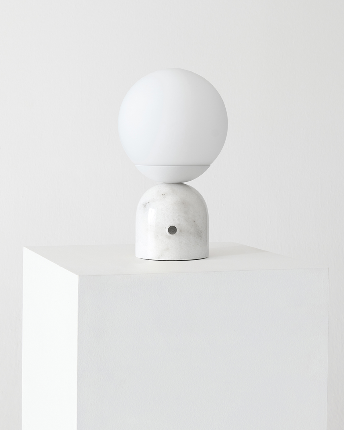 Mila Table Lamp - Smart Ambient Lighting Comfort (Table Lamp, Indoor Lighting, Modern Desk Light)