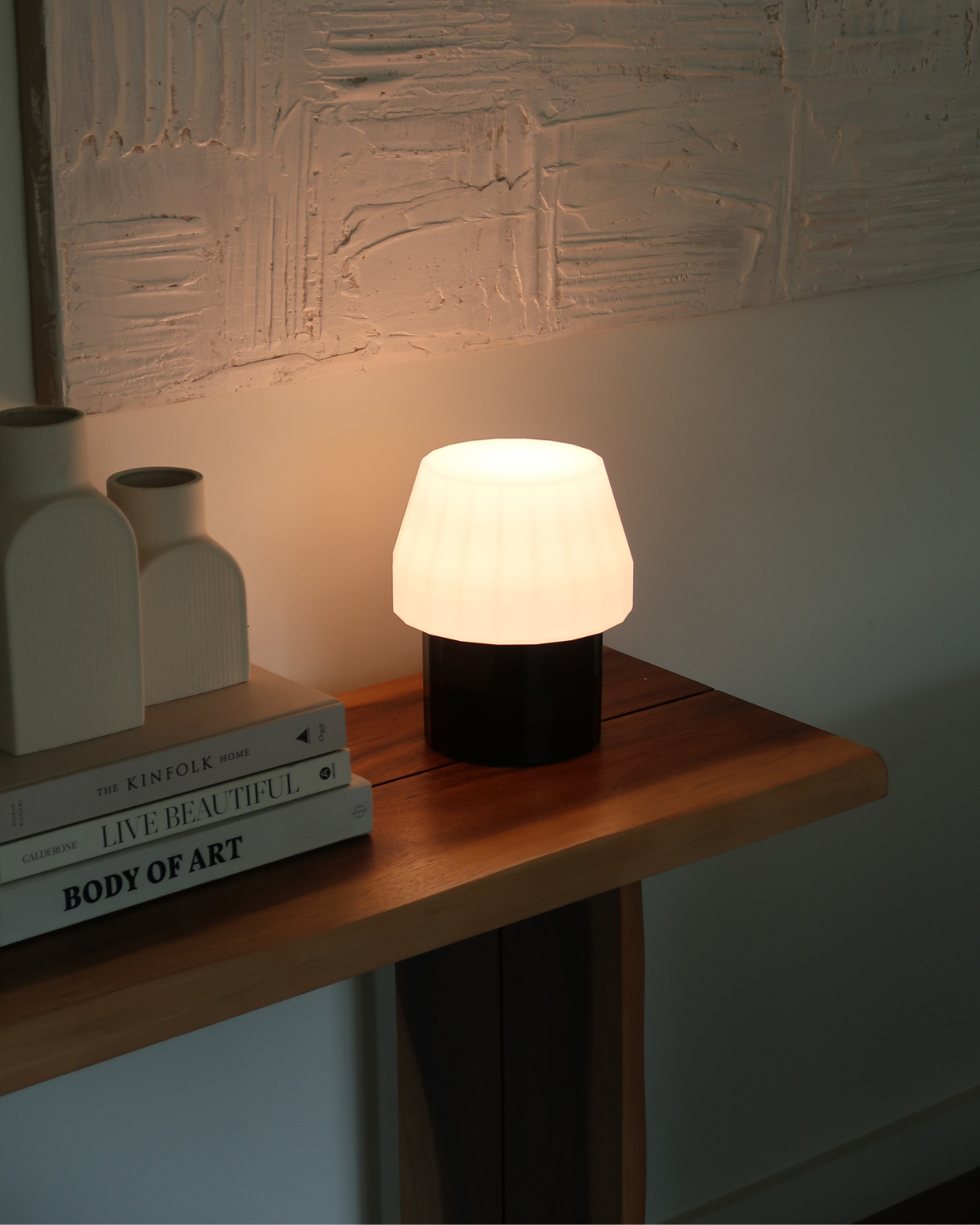Duke Table Lamp - Smart Ambient Lighting Comfort (Table Lamp, Indoor Lighting, Modern Desk Light)
