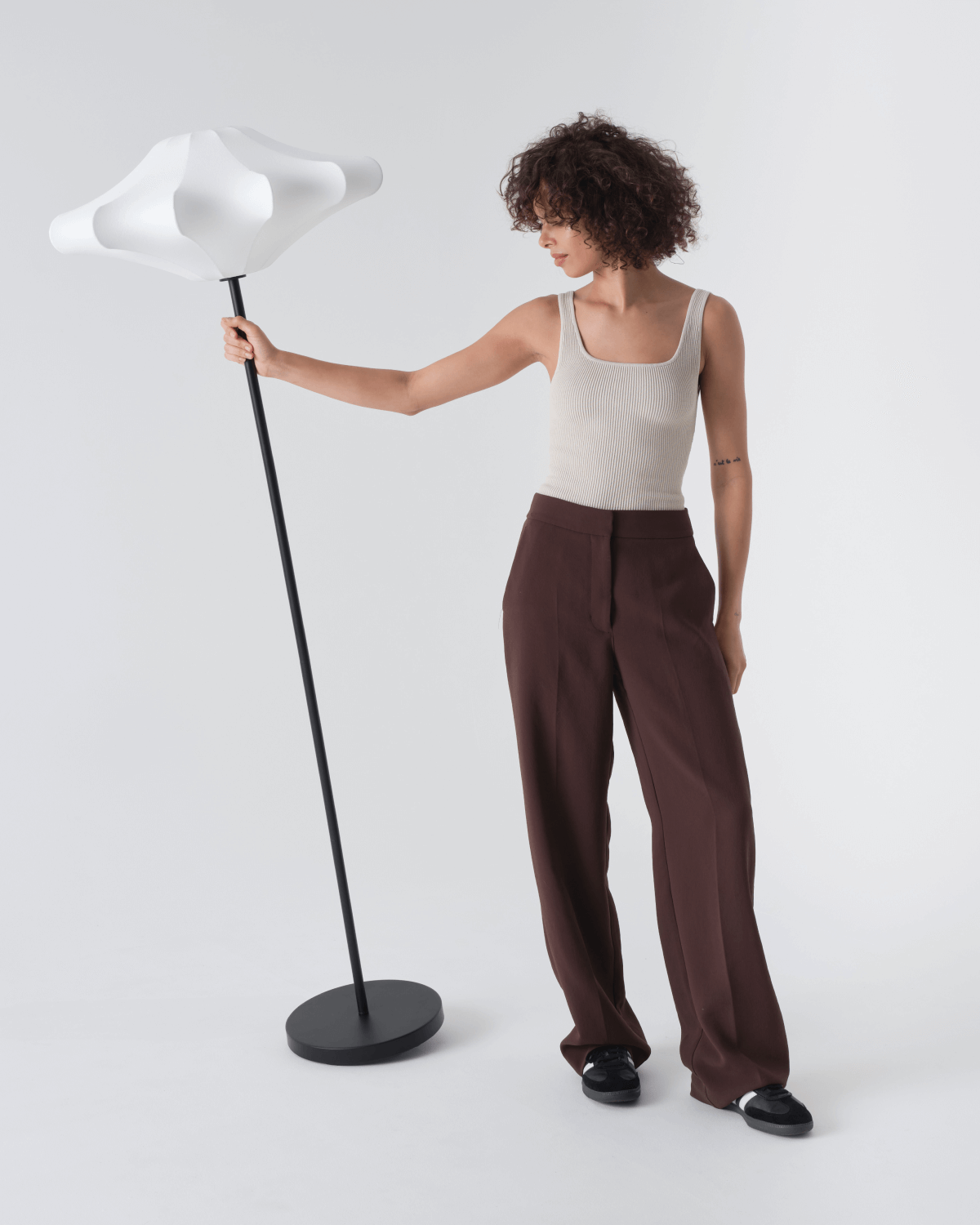 Atlas Floor Lamp - Smart Ambient Lighting Comfort (Floor Lamp, Living Room Light, Modern Stand Light)