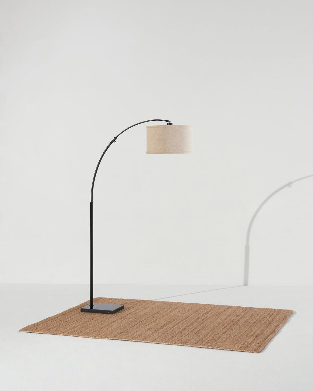 Logan Floor Lamp - Smart Ambient Lighting Comfort (Floor Lamp, Living Room Light, Modern Stand Light)