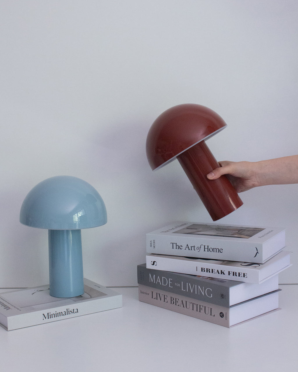 Celia Portable Lamp - Smart Ambient Lighting Comfort (Table Lamp, Indoor Lighting, Modern Desk Light)