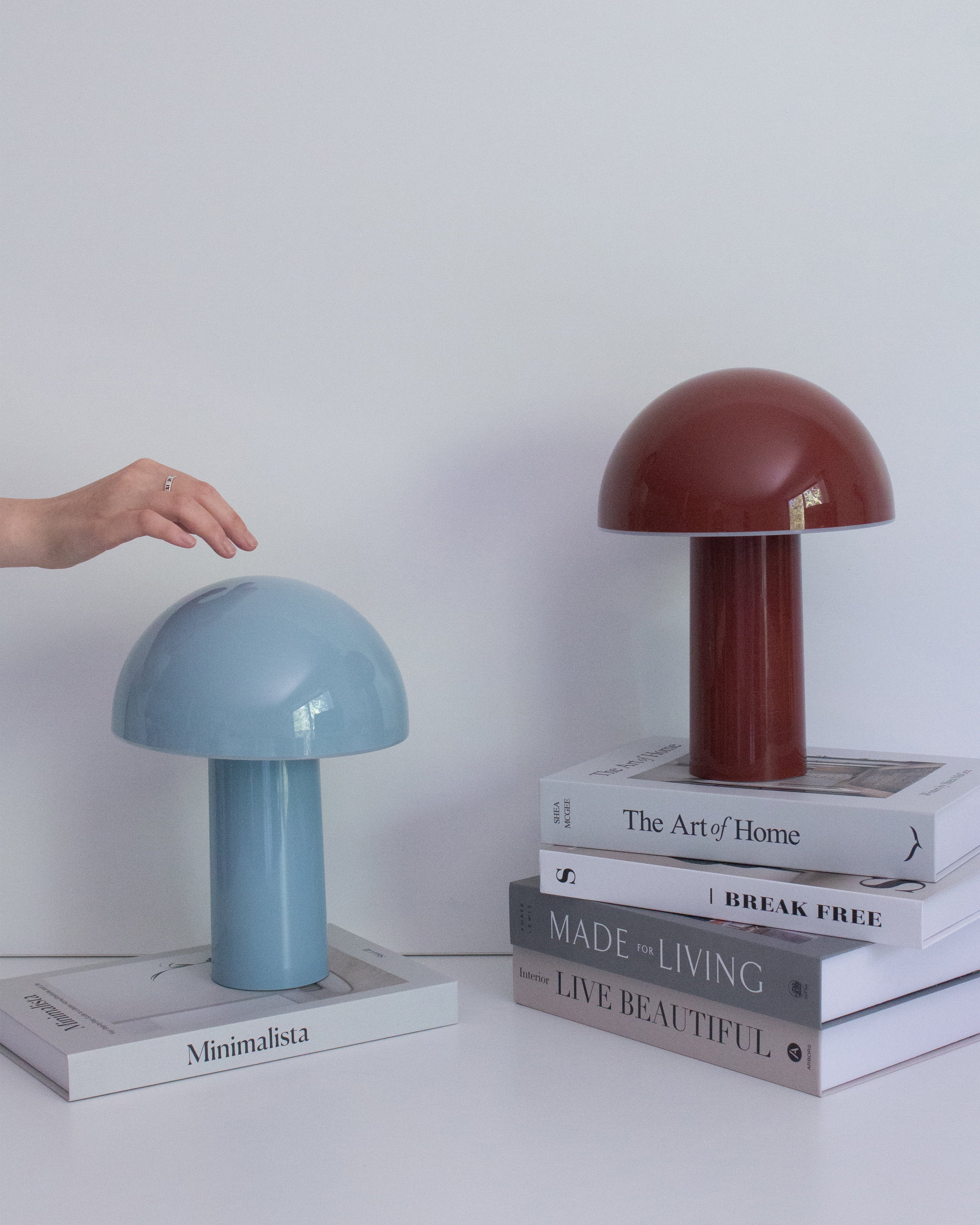Celia Portable Lamp - Smart Ambient Lighting Comfort (Table Lamp, Indoor Lighting, Modern Desk Light)