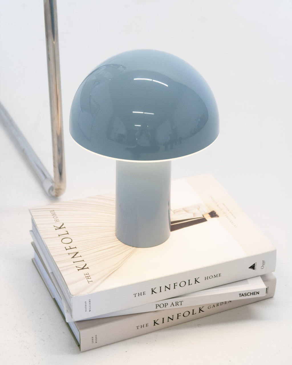 Celia Portable Lamp - Smart Ambient Lighting Comfort (Table Lamp, Indoor Lighting, Modern Desk Light)