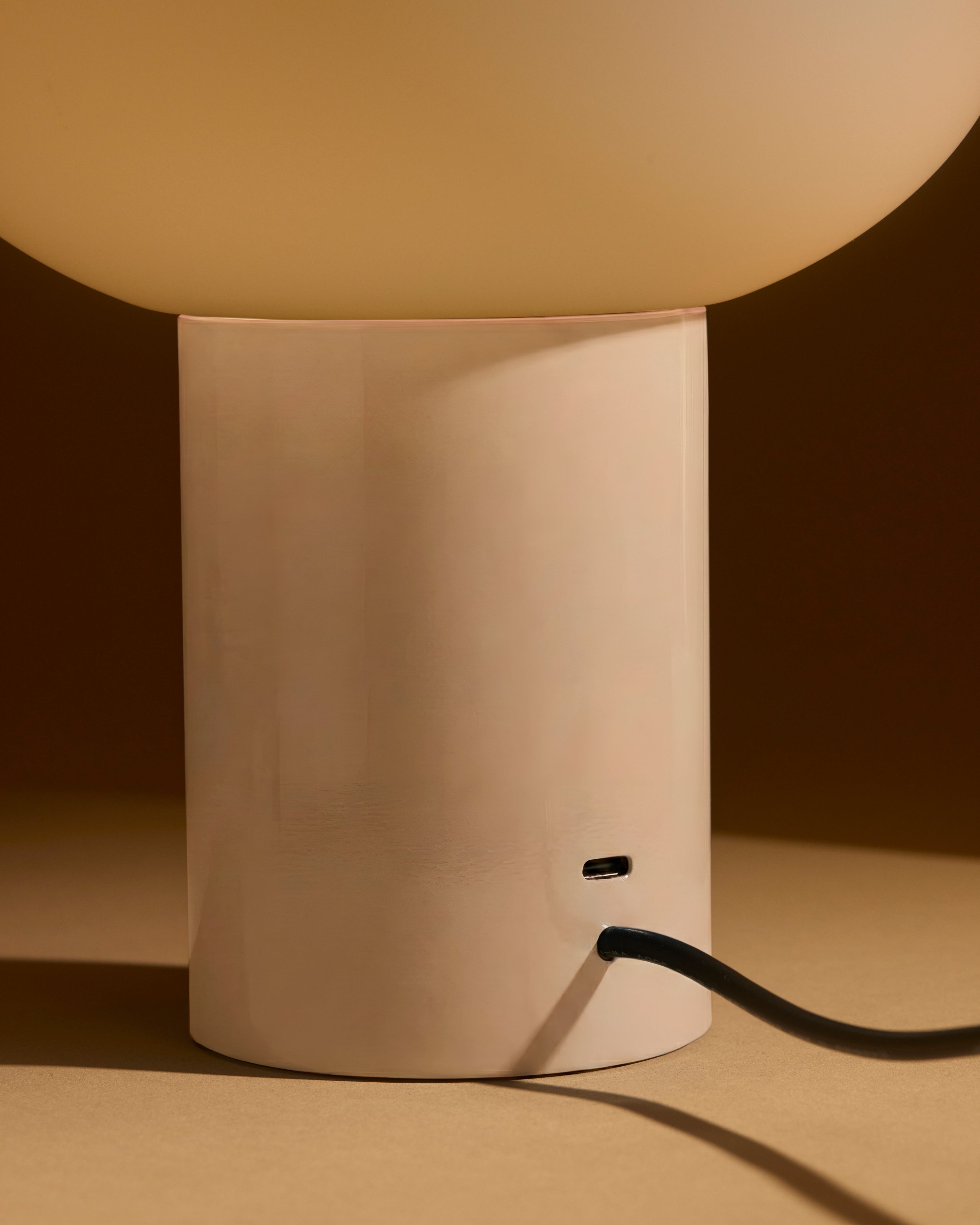Ivy Table Lamp - Smart Ambient Lighting Comfort (Table Lamp, Indoor Lighting, Modern Desk Light)