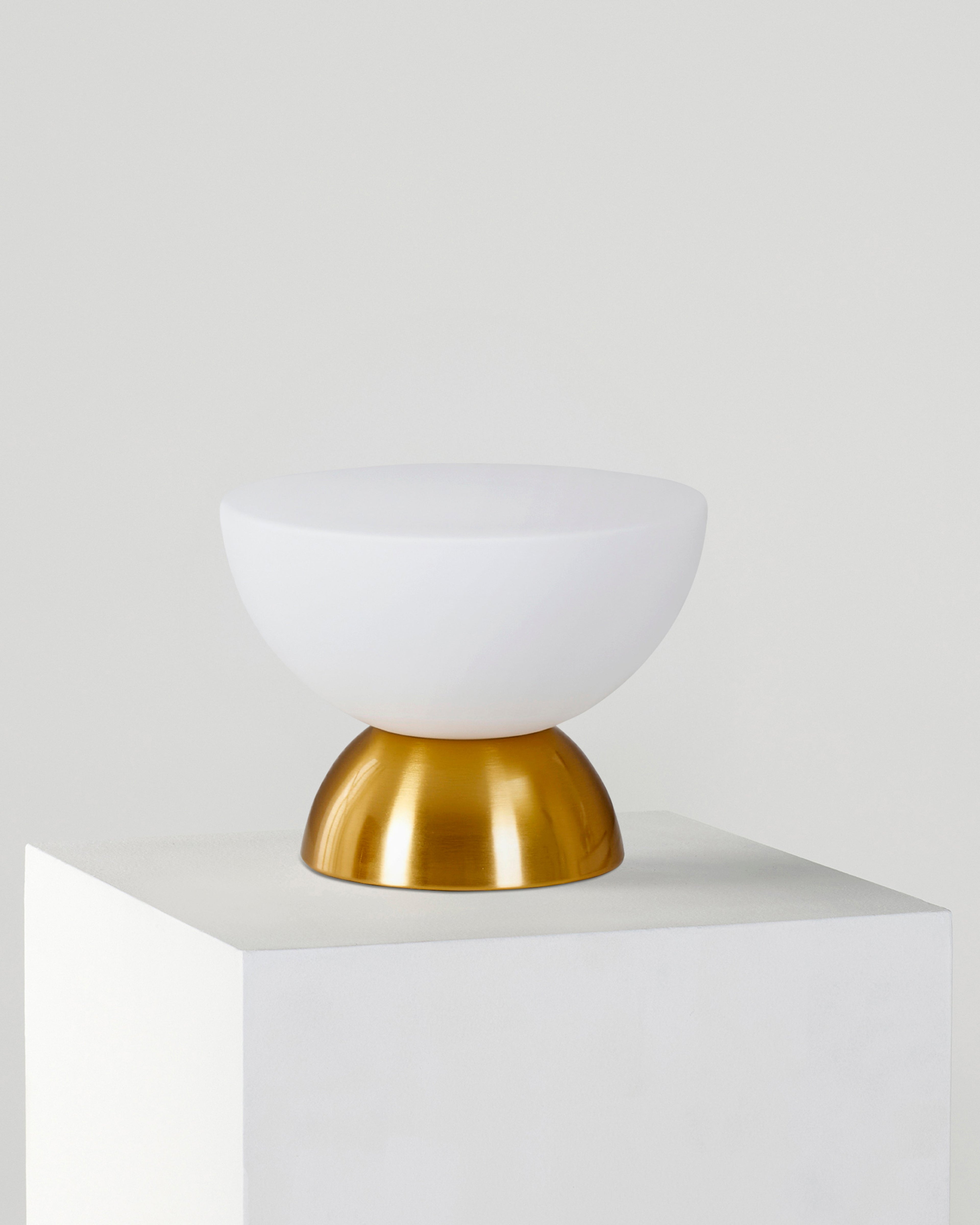 Lamina Table Lamp - Smart Ambient Lighting Comfort (Table Lamp, Indoor Lighting, Modern Desk Light)