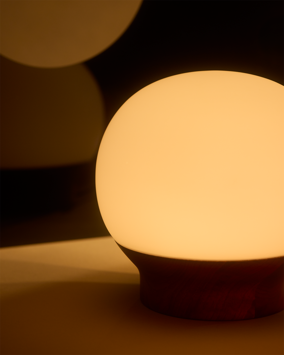 Marlow Table Lamp - Smart Ambient Lighting Comfort (Table Lamp, Indoor Lighting, Modern Desk Light)