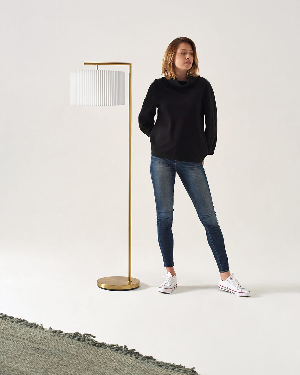 Montage Modern Floor Lamp - Smart Ambient Lighting Comfort (Floor Lamp, Living Room Light, Modern Stand Light)