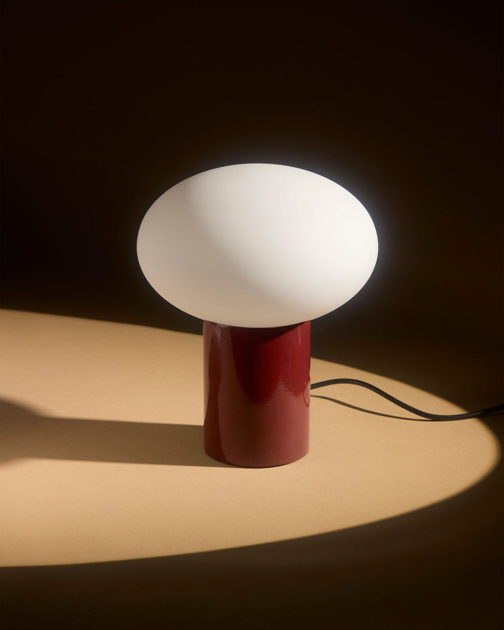 Ivy Table Lamp - Smart Ambient Lighting Comfort (Table Lamp, Indoor Lighting, Modern Desk Light)