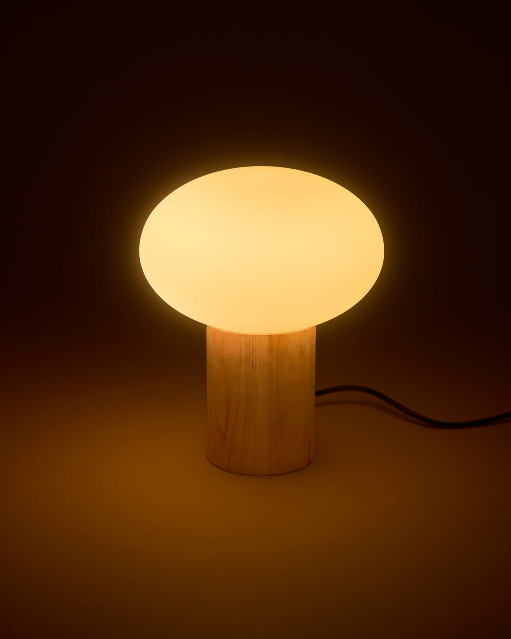 Ivy Table Lamp - Smart Ambient Lighting Comfort (Table Lamp, Indoor Lighting, Modern Desk Light)