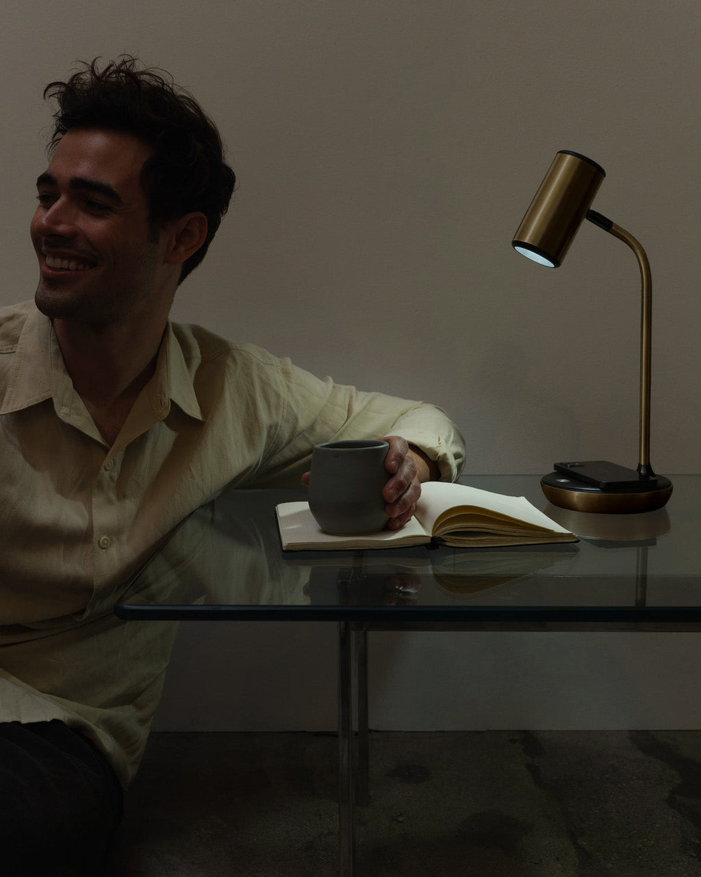 Ezra Table Lamp - Smart Ambient Lighting Comfort (Table Lamp, Indoor Lighting, Modern Desk Light)