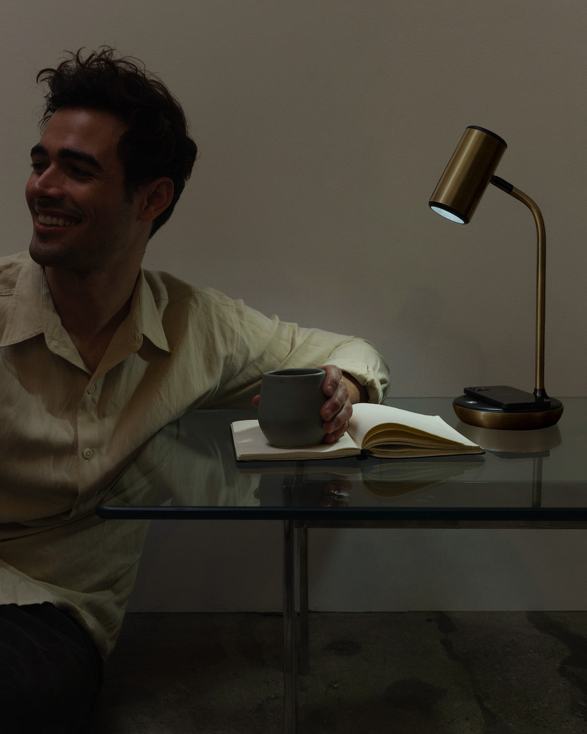 Ezra Table Lamp - Smart Ambient Lighting Comfort (Table Lamp, Indoor Lighting, Modern Desk Light)