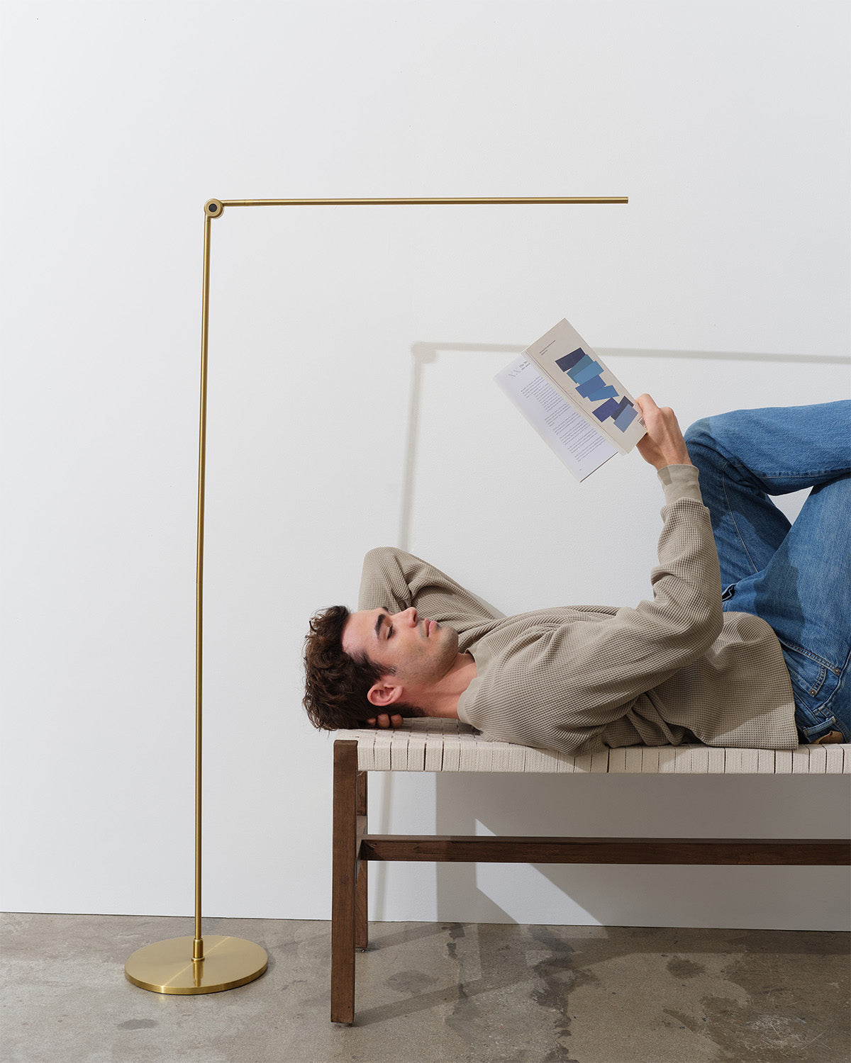 Libra Floor Lamp - Smart Ambient Lighting Comfort (Floor Lamp, Living Room Light, Modern Stand Light)