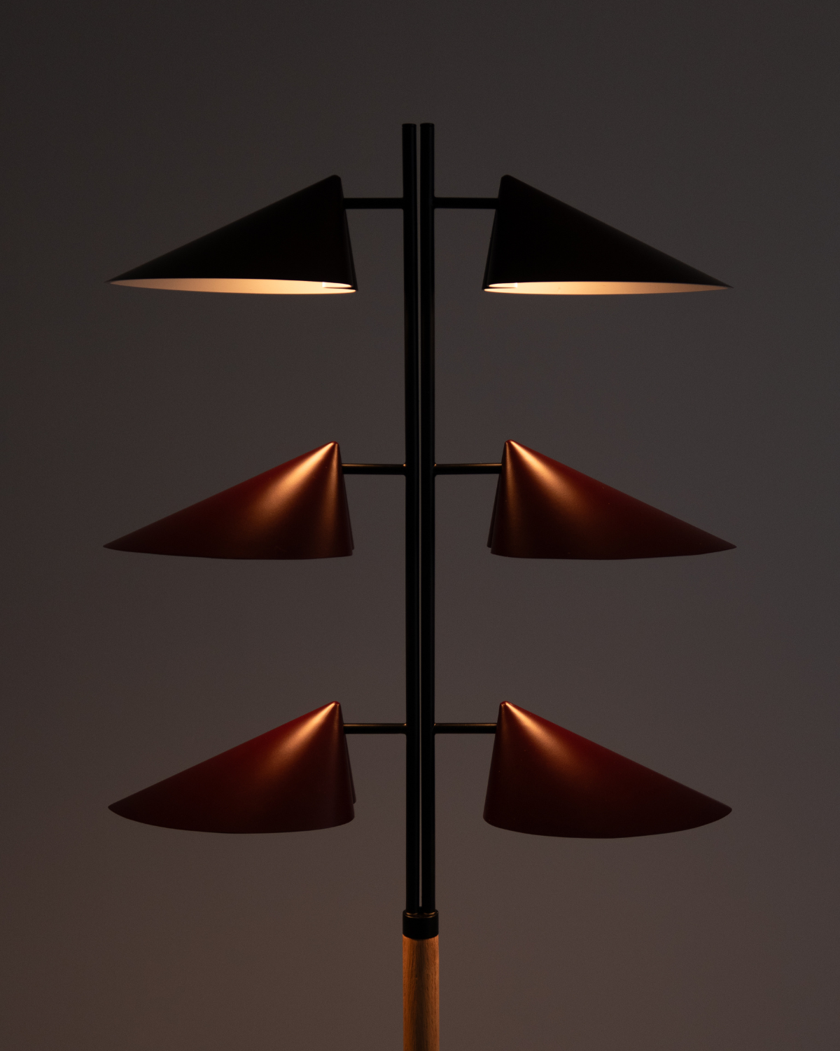 Ivo Floor Lamp - Smart Ambient Lighting Comfort (Floor Lamp, Living Room Light, Modern Stand Light)