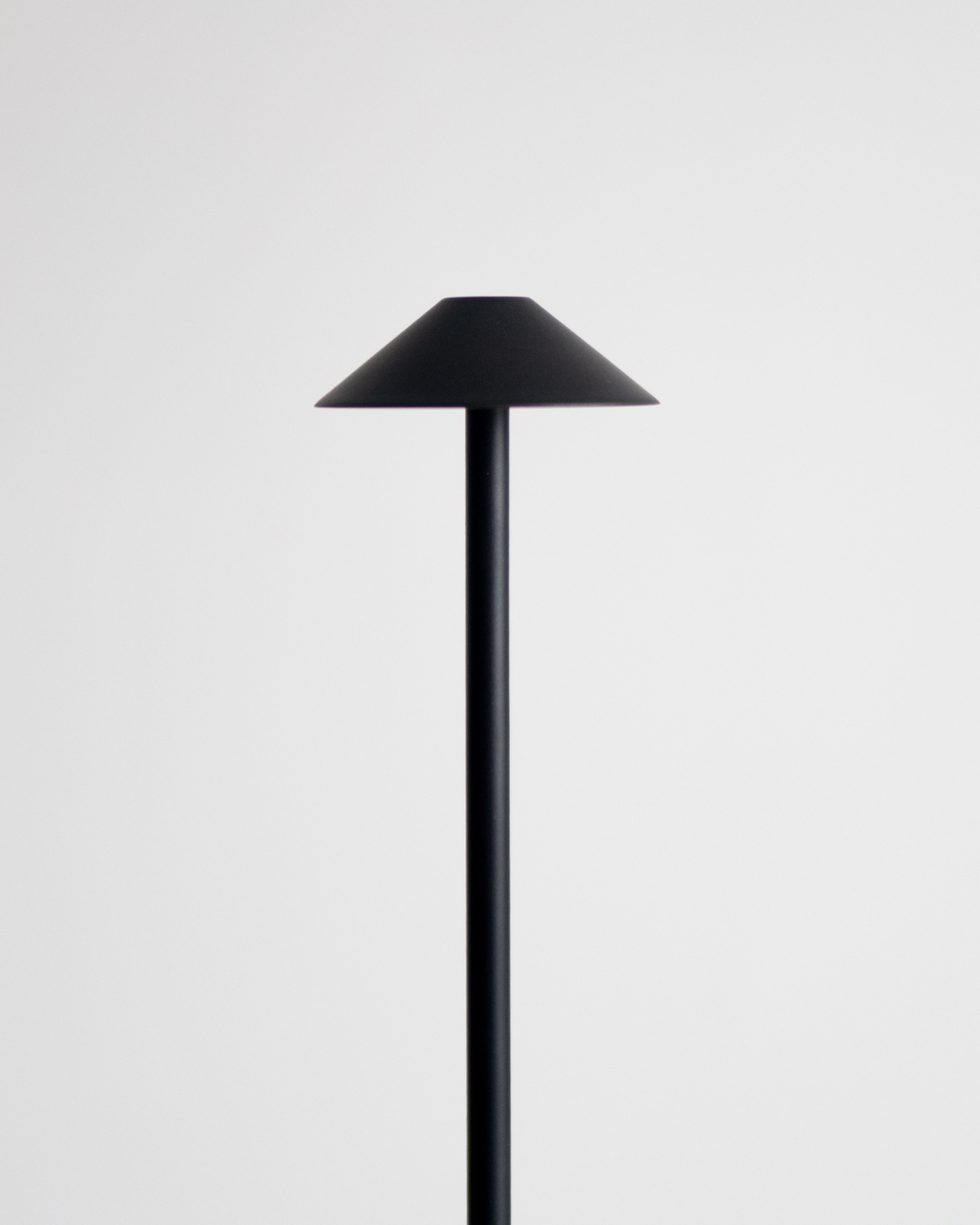 Enoki Portable Lamp - Smart Ambient Lighting Comfort (Table Lamp, Indoor Lighting, Modern Desk Light)