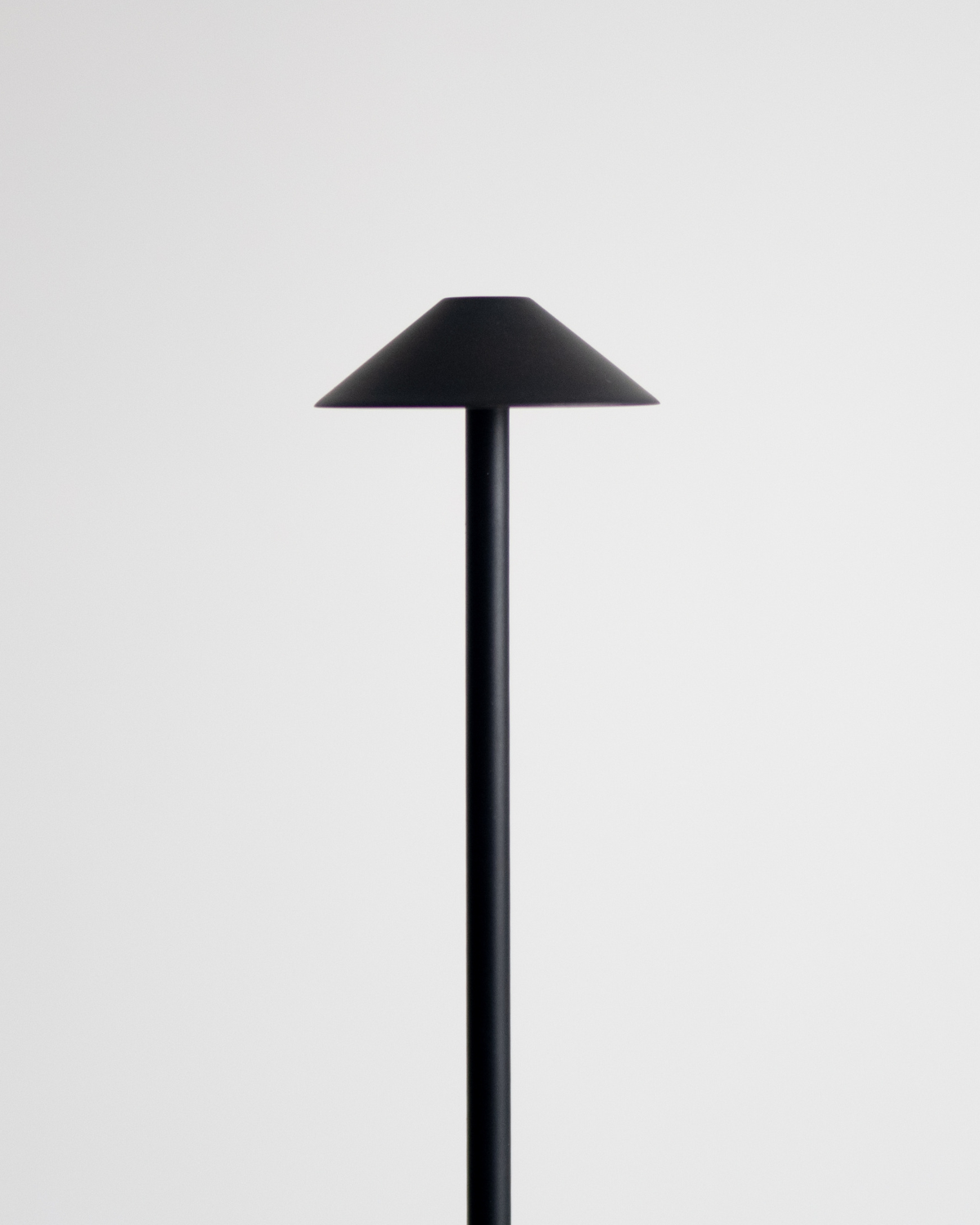 Enoki Portable Lamp - Smart Ambient Lighting Comfort (Table Lamp, Indoor Lighting, Modern Desk Light)