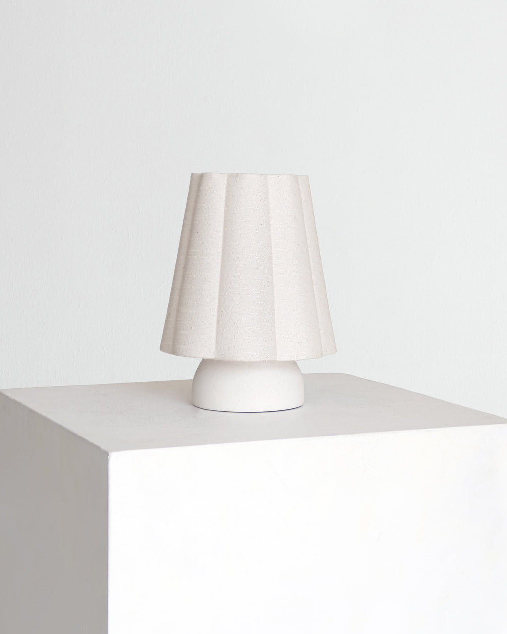 Kylie Table Lamp - Smart Ambient Lighting Comfort (Table Lamp, Indoor Lighting, Modern Desk Light)