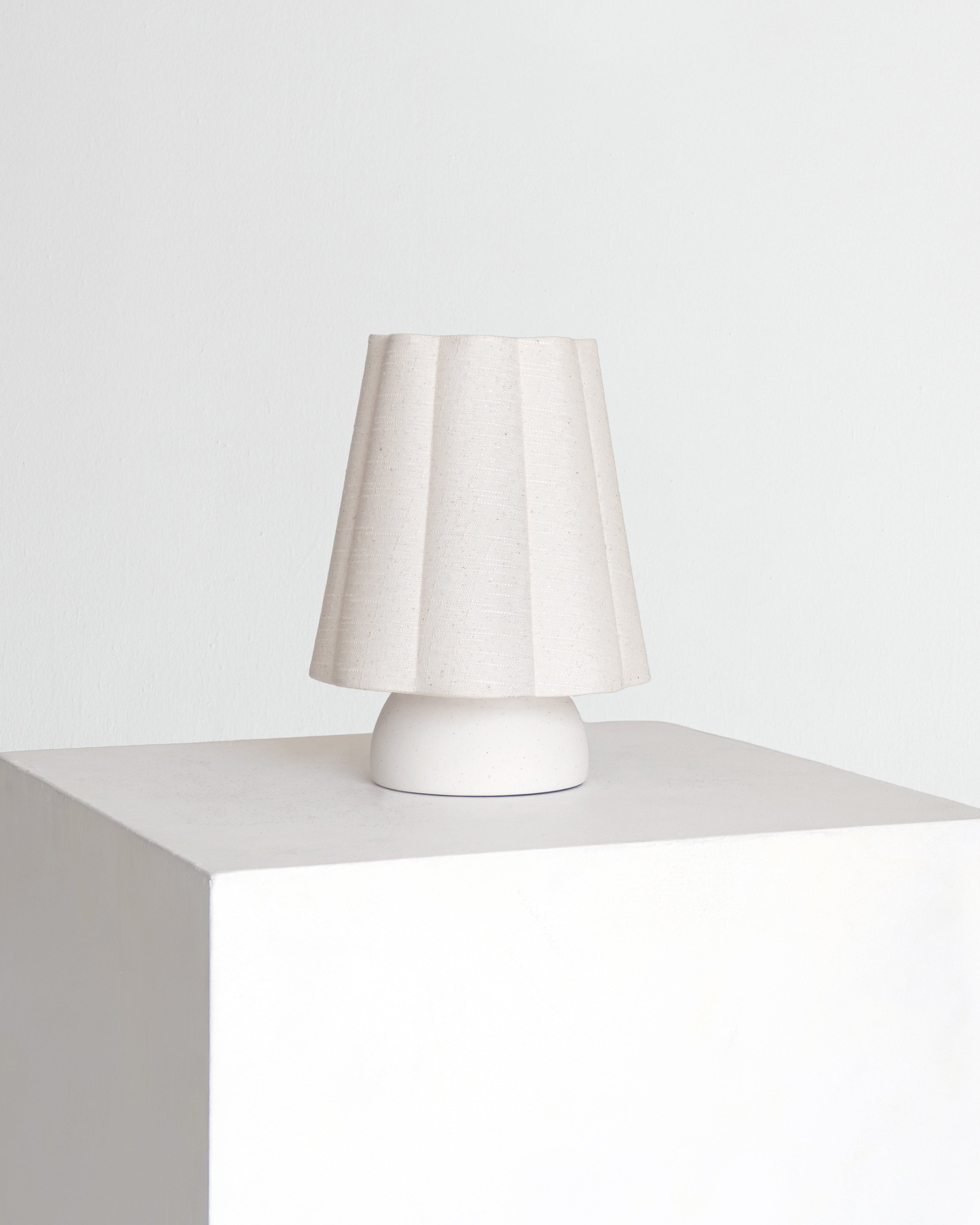 Kylie Table Lamp - Smart Ambient Lighting Comfort (Table Lamp, Indoor Lighting, Modern Desk Light)