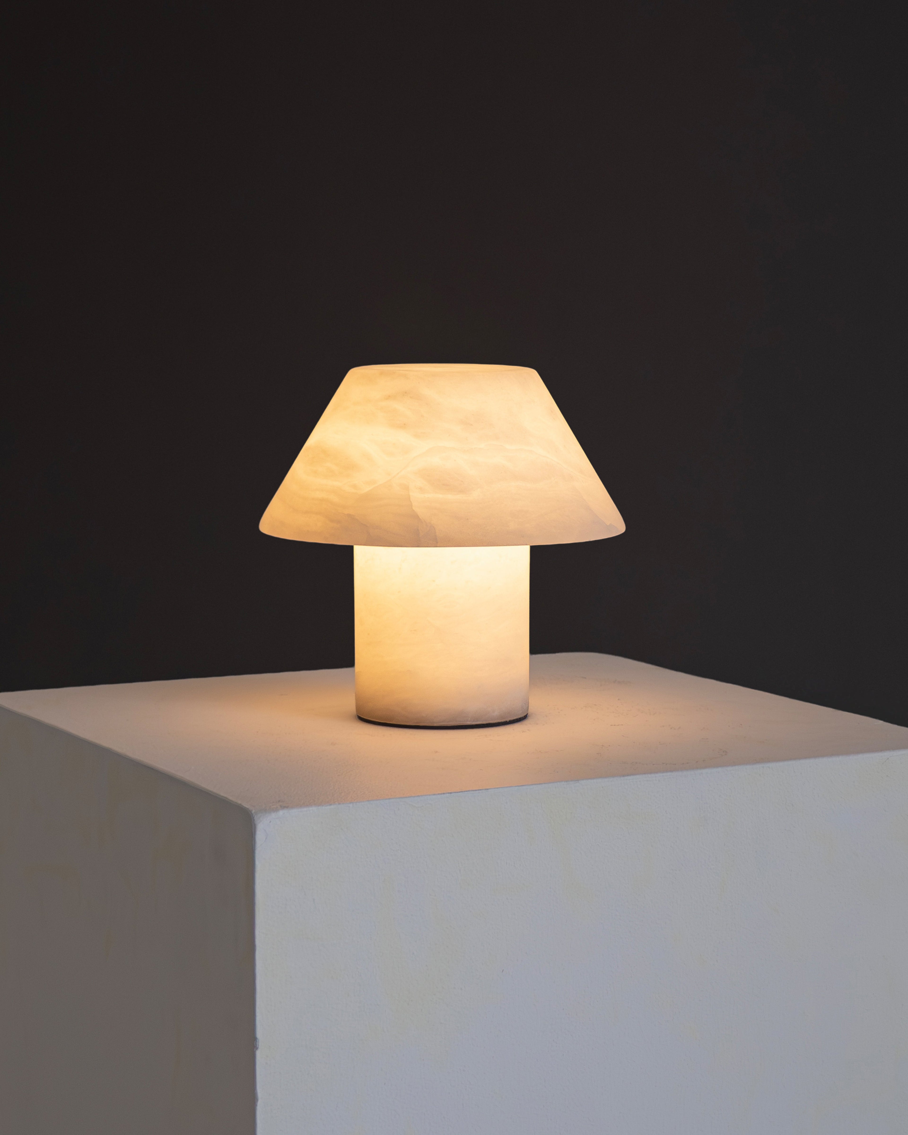 Alora Table Lamp - Smart Ambient Lighting Comfort (Table Lamp, Indoor Lighting, Modern Desk Light)