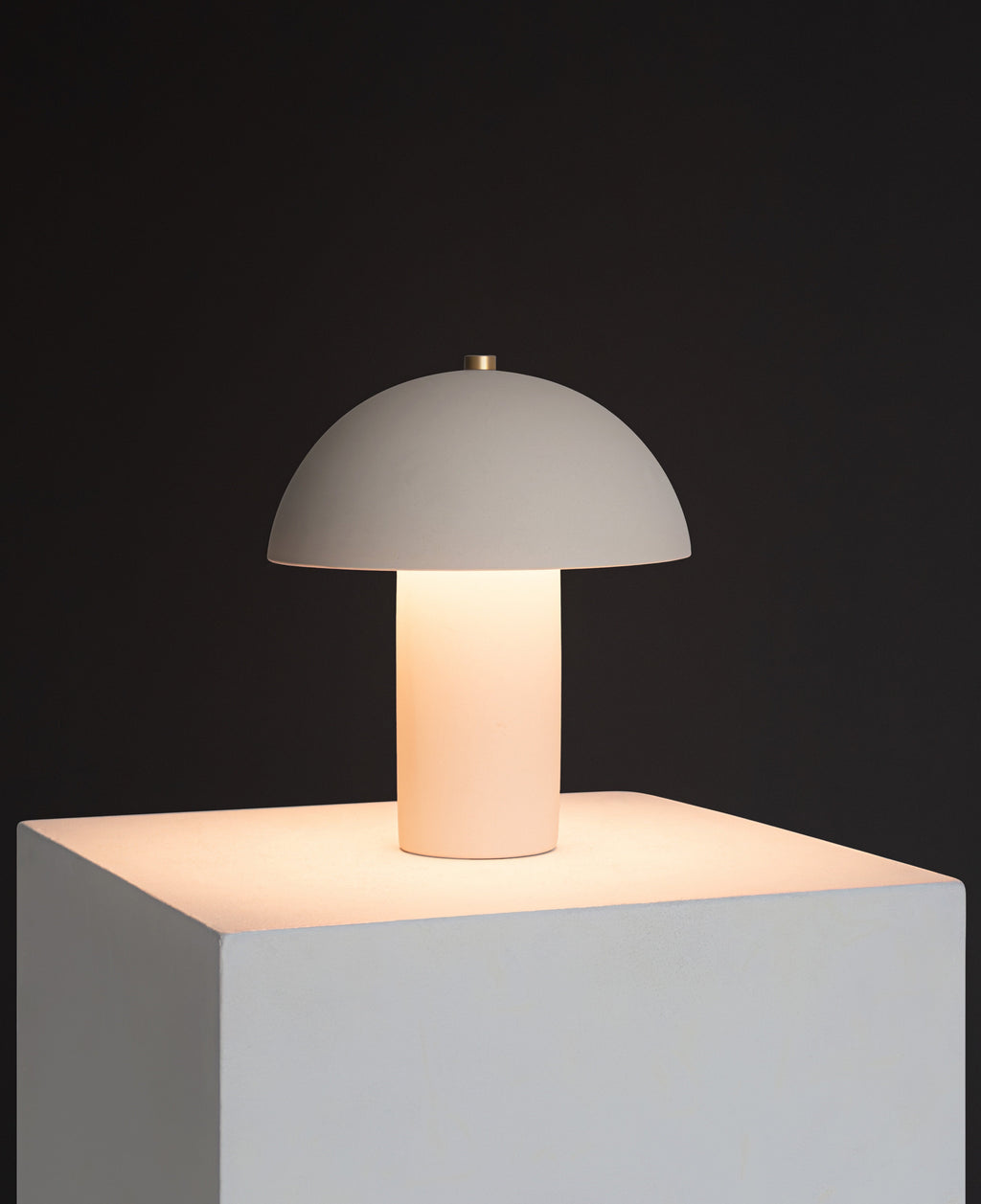 Alba Table Lamp - Smart Ambient Lighting Comfort (Table Lamp, Indoor Lighting, Modern Desk Light)