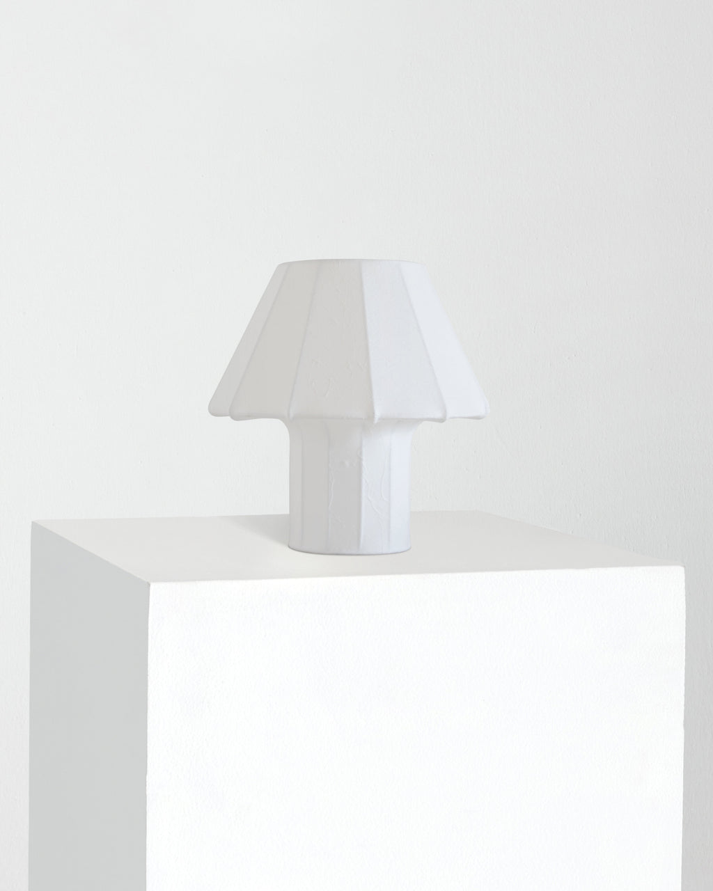 Celeste Table Lamp - Smart Ambient Lighting Comfort (Table Lamp, Indoor Lighting, Modern Desk Light)