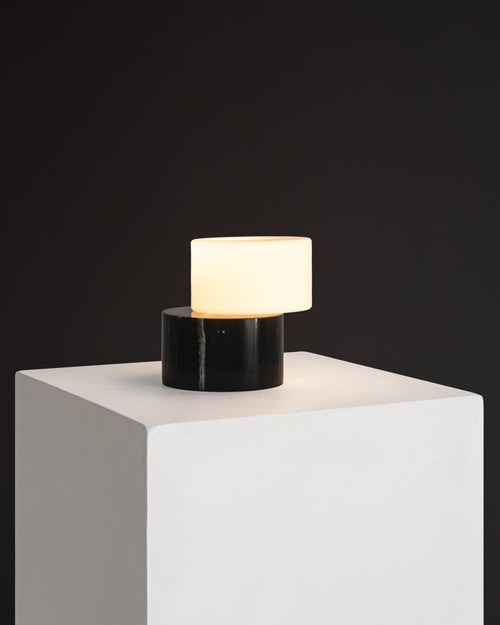 ZigZag Table Lamp - Smart Ambient Lighting Comfort (Table Lamp, Indoor Lighting, Modern Desk Light)